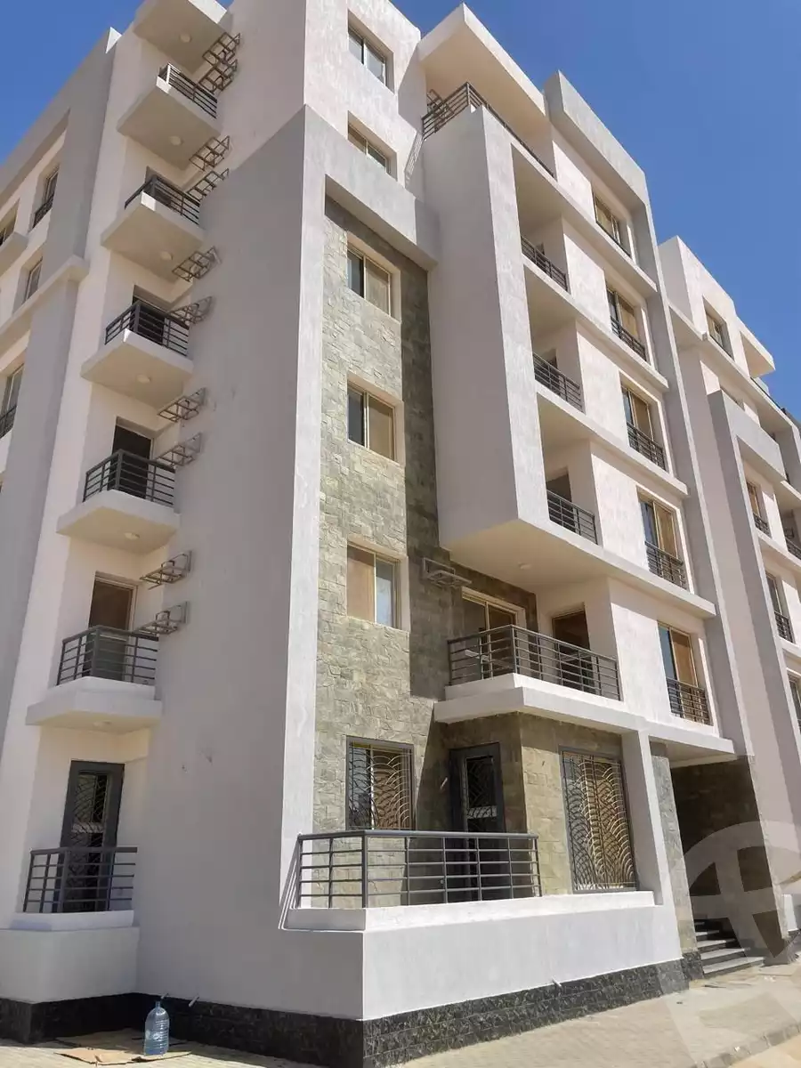 https://aqarmap.com.eg/en/listing/5935436-for-sale-cairo-el-sheikh-zayed-city-lshykh-zyd-ljdyd-west-view-residence-hdp