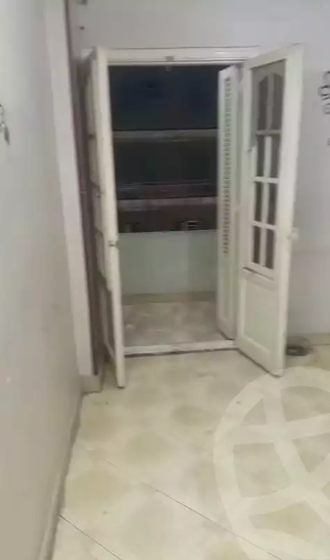 https://aqarmap.com.eg/ar/listing/5938699-for-rent-cairo-ain-shams-ahmed-esmat-st