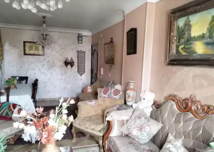 https://aqarmap.com.eg/ar/listing/5939128-for-sale-alexandria-miami-ibn-shker-st
