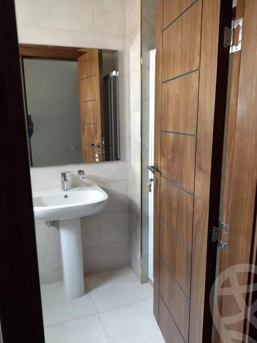 https://aqarmap.com.eg/en/listing/5939288-for-rent-cairo-new-cairo-compounds-hyde-park-park-corner-hyde-park