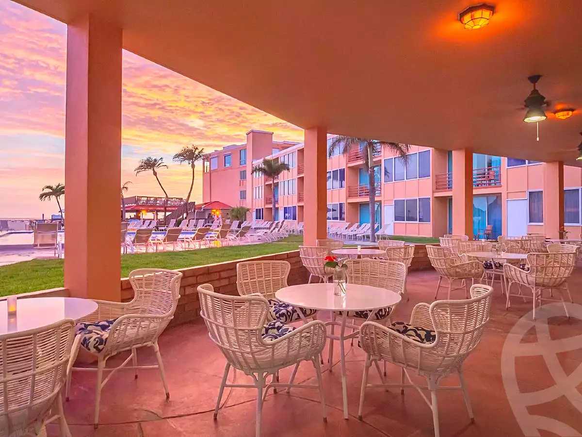 https://aqarmap.com.eg/en/listing/2937171-projects-dolphin-beach-resort