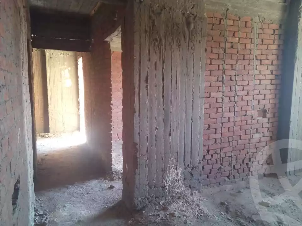 https://aqarmap.com.eg/ar/listing/5939596-for-sale-cairo-helwan-hadayek-helwan-abd-el-aziz-abd-allah
