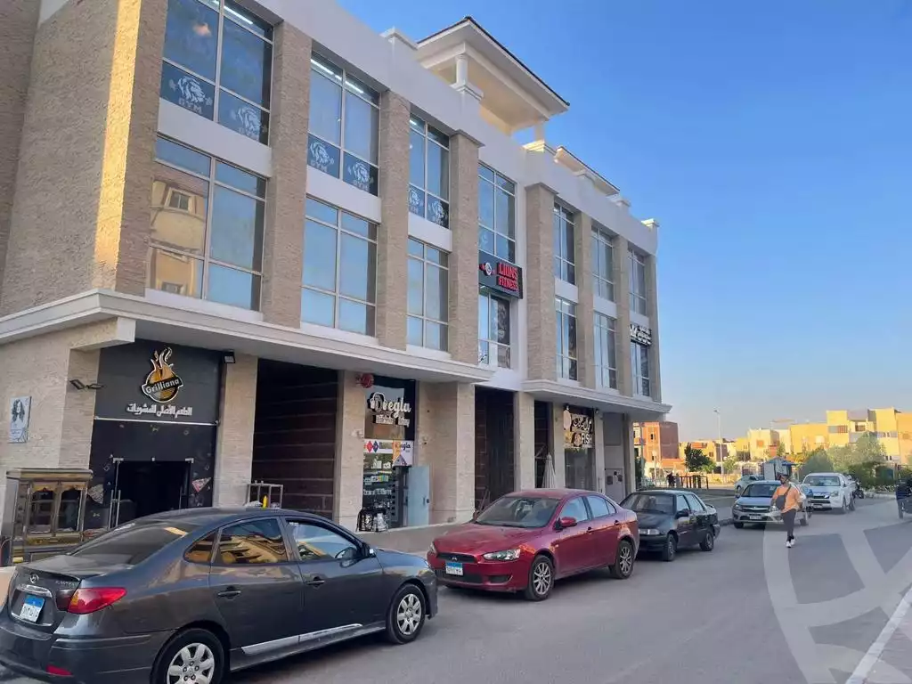 https://aqarmap.com.eg/en/listing/5940069-for-sale-cairo-6th-of-october-hadaeq-october-kmbwnd-fy-hdyq-ktwbr-djlh-blmz-m-mr-lmrshdy