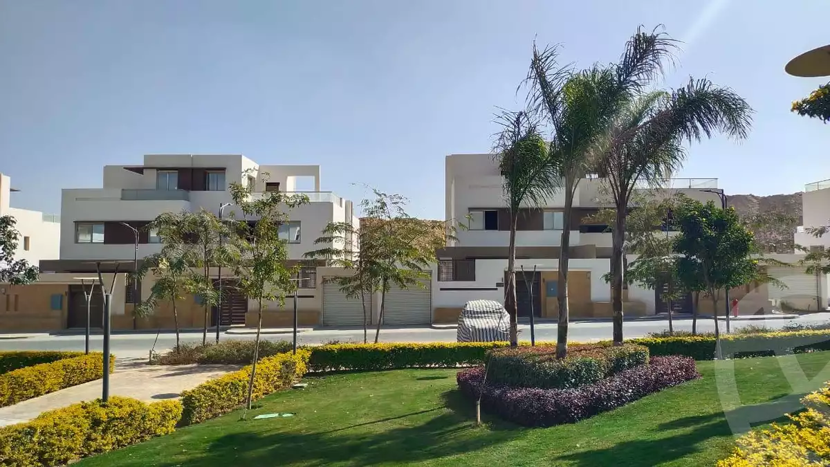https://aqarmap.com.eg/en/listing/5941223-for-sale-cairo-6th-of-october-compounds-upville
