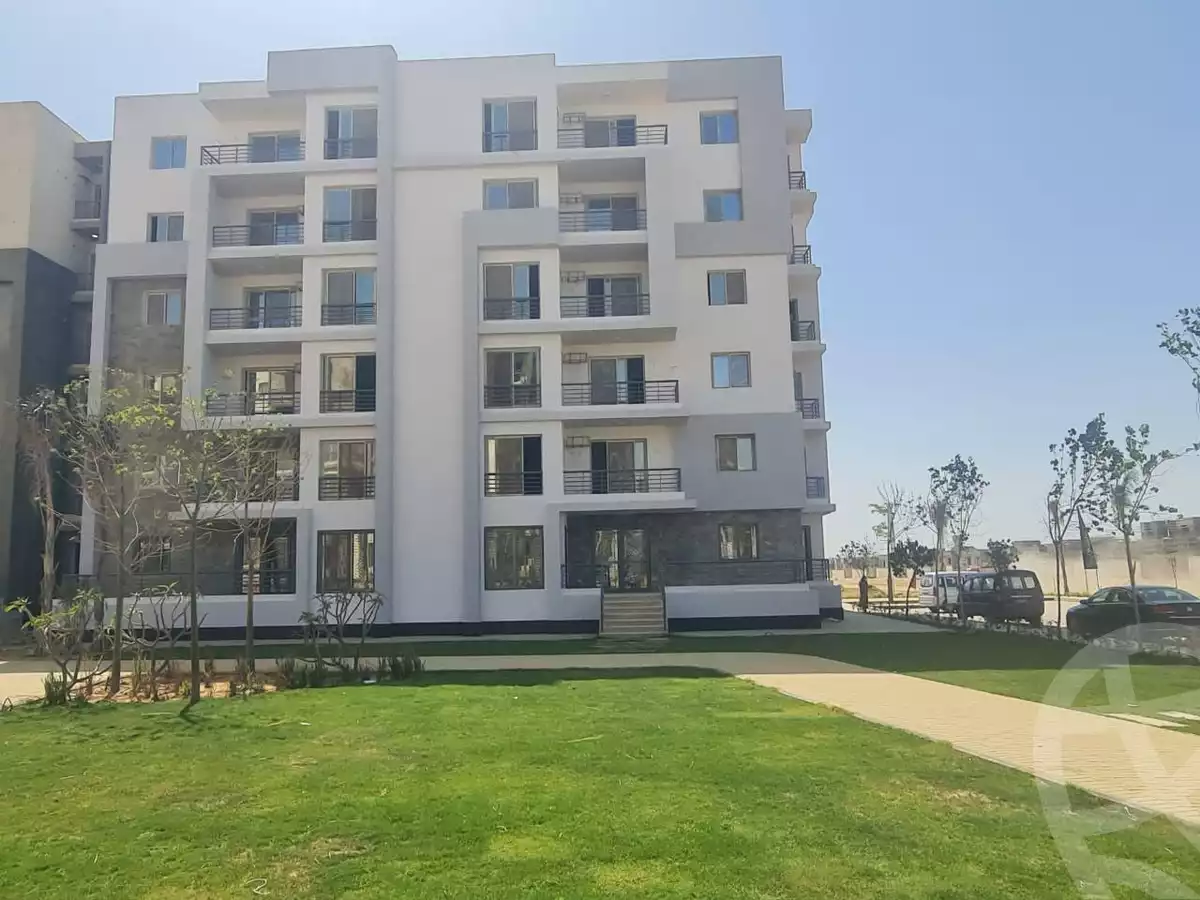 https://aqarmap.com.eg/en/listing/5941406-for-sale-cairo-el-sheikh-zayed-city-lshykh-zyd-ljdyd-west-view-residence-hdp