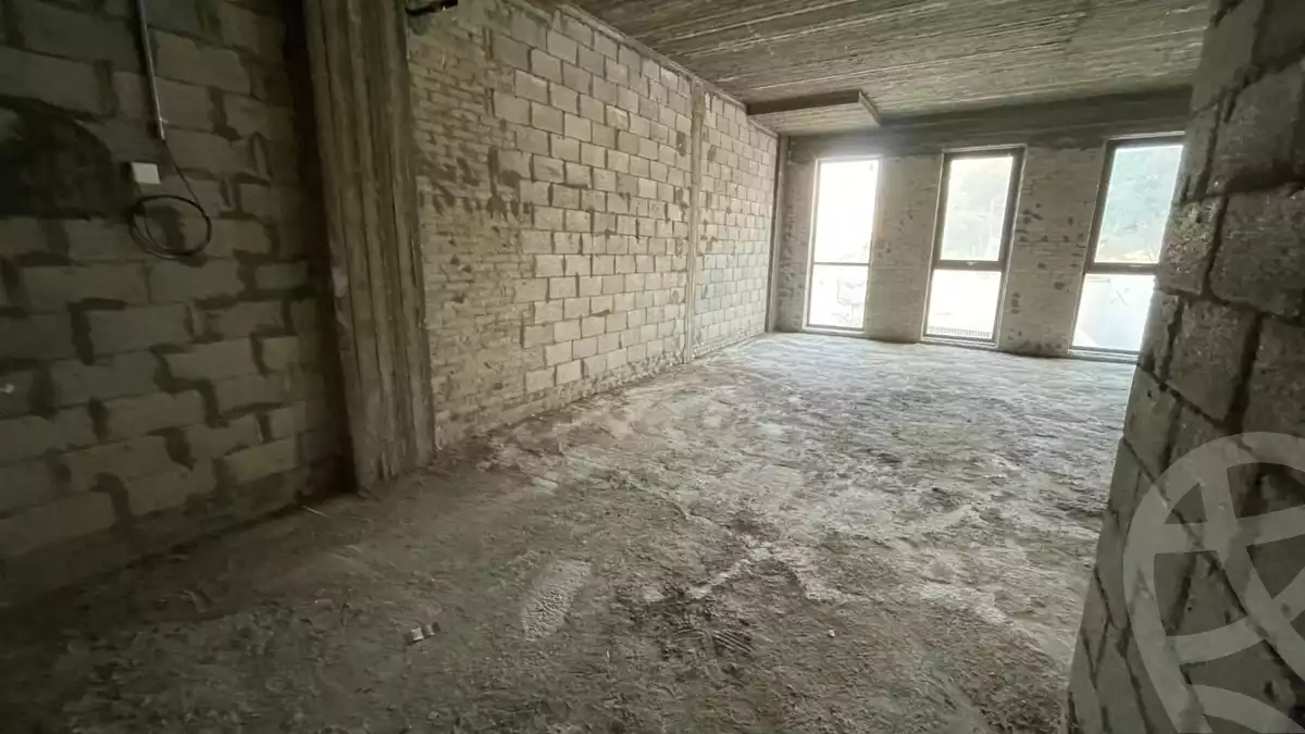 https://aqarmap.com.eg/en/listing/5944070-for-rent-cairo-new-cairo-compounds-mivida-mivida-business-park-emaar