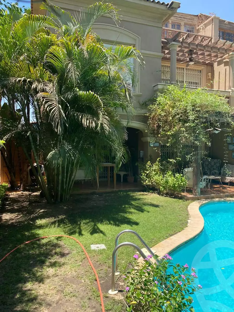 https://aqarmap.com.eg/en/listing/5944957-for-sale-cairo-el-sheikh-zayed-city-compounds-meadows-park