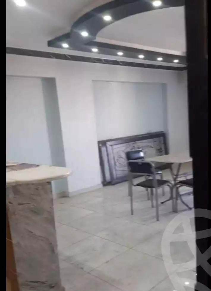 https://aqarmap.com.eg/ar/listing/5945100-for-rent-cairo-shoubra-shr-shykwlny