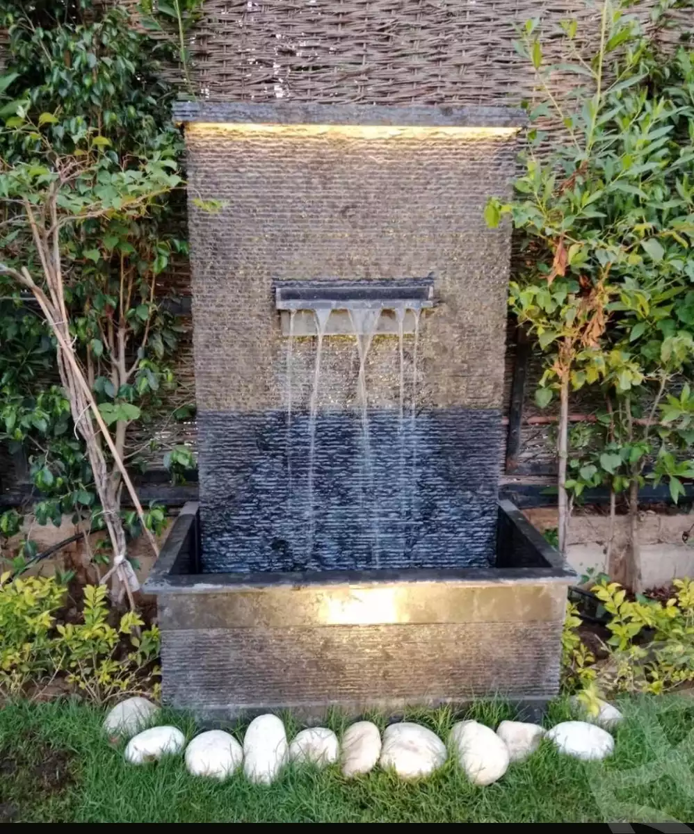 https://aqarmap.com.eg/en/listing/5950644-for-sale-cairo-el-sheikh-zayed-city-compounds-kmbwnd-wyst-twn-swdyk