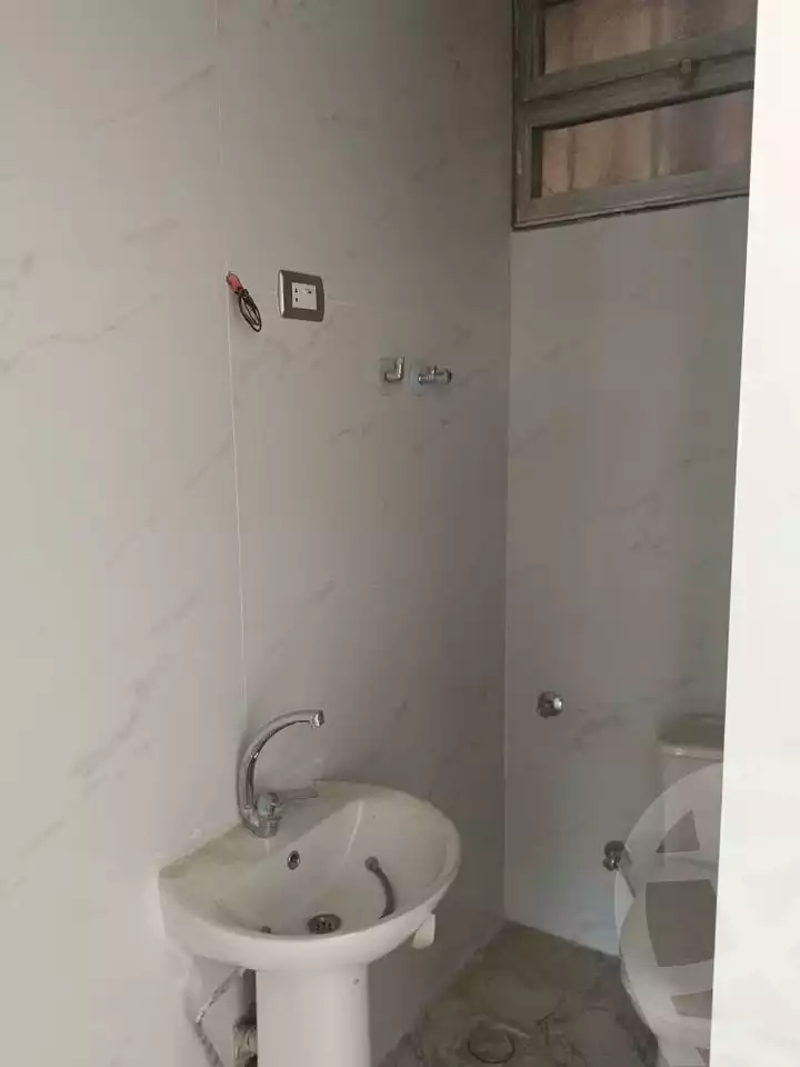 https://aqarmap.com.eg/en/listing/5952297-for-rent-cairo-mokattam-lhdb-l-ly-shareaa-9