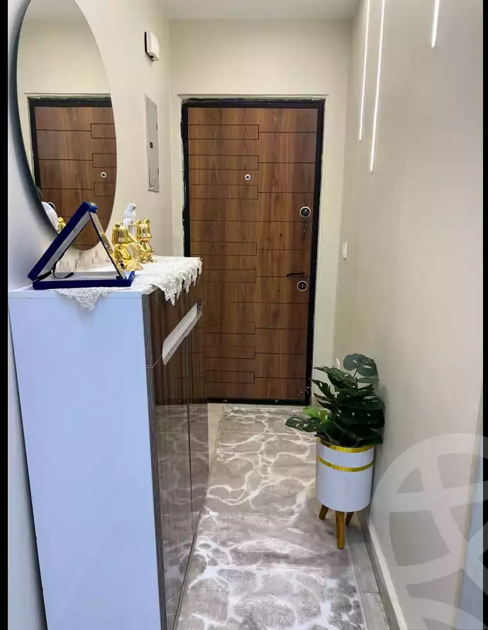 https://aqarmap.com.eg/ar/listing/5952747-for-sale-cairo-mokattam-compounds-mwntn-blz