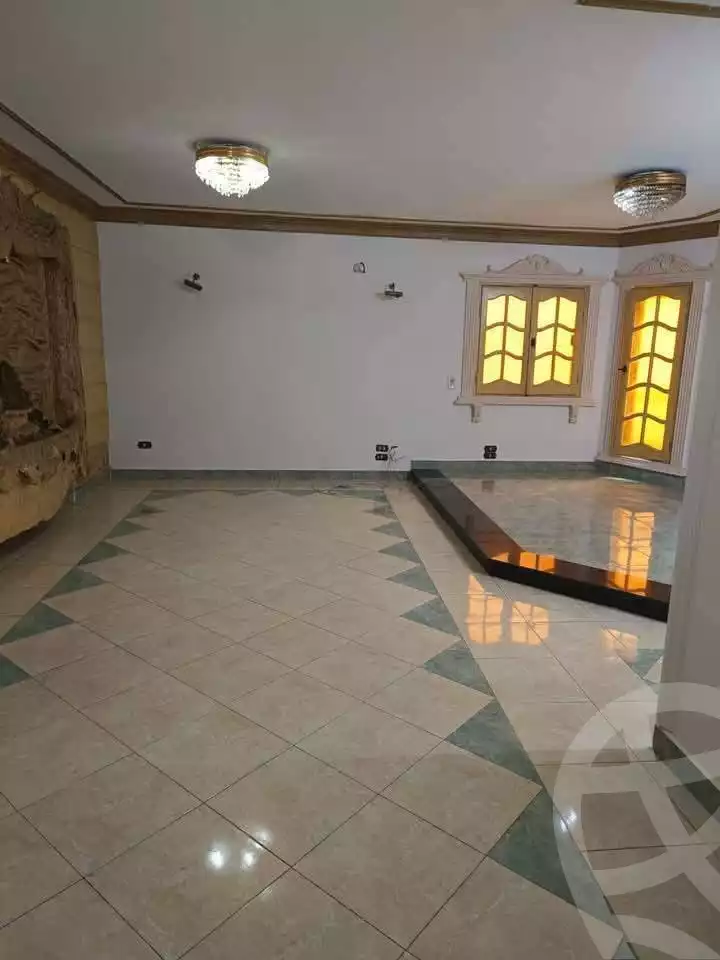 https://aqarmap.com.eg/ar/listing/5952832-for-rent-cairo-mokattam-lhdb-l-ly-shareaa-9