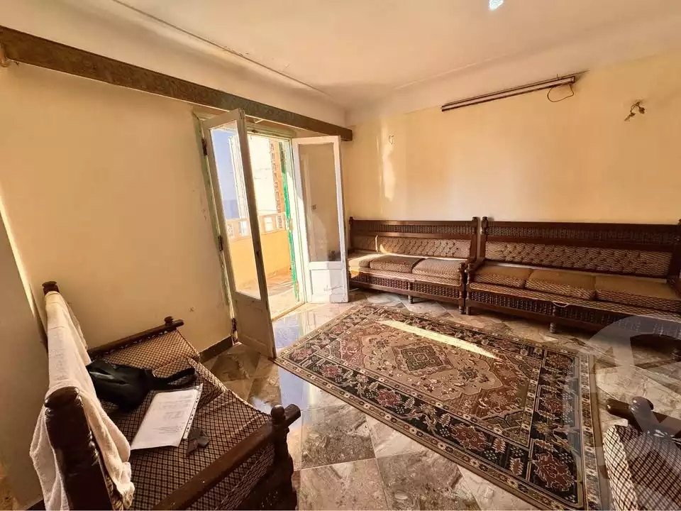 https://aqarmap.com.eg/ar/listing/5953908-for-sale-alexandria-miami-khld-bn-lwlyd