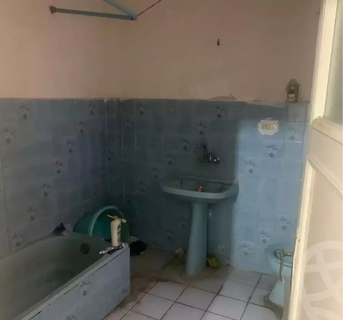 https://aqarmap.com.eg/ar/listing/5953903-for-rent-alexandria-ganaklis-el-arwam-church-st