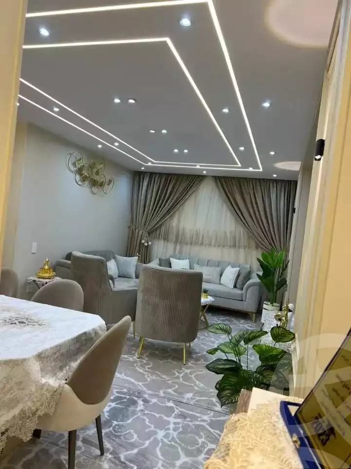 https://aqarmap.com.eg/ar/listing/5954119-for-sale-cairo-mokattam-compounds-mwntn-blz