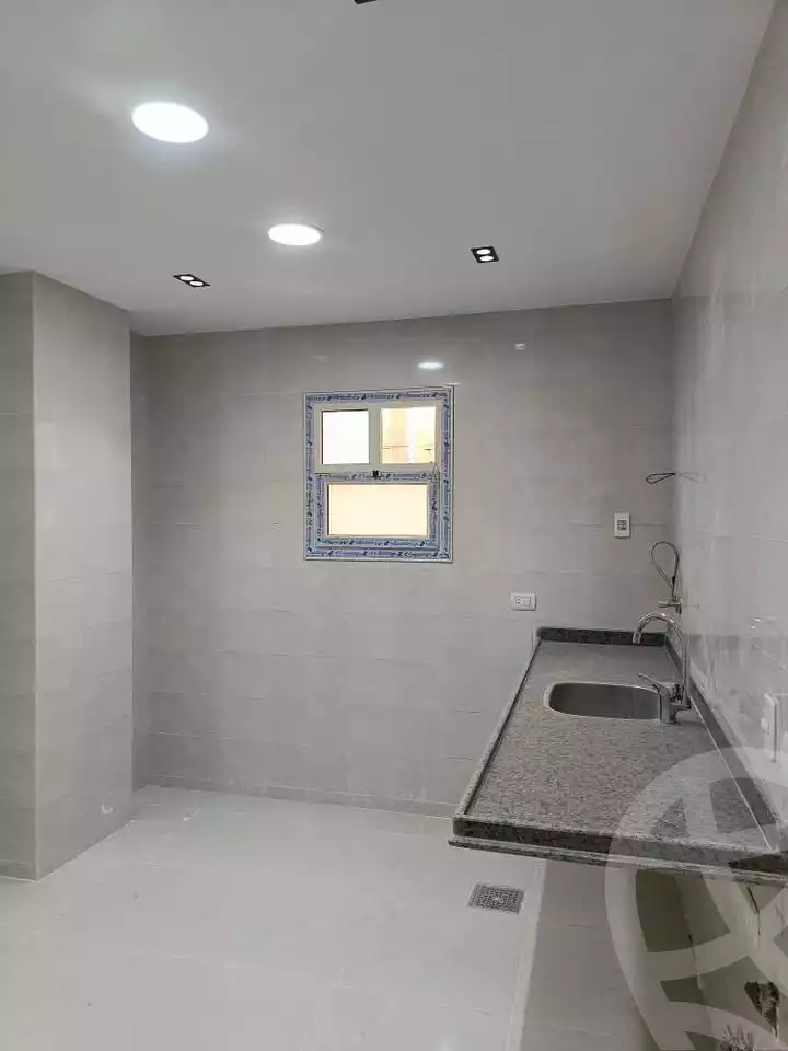 https://aqarmap.com.eg/ar/listing/5954453-for-rent-cairo-mokattam-lhdb-l-ly
