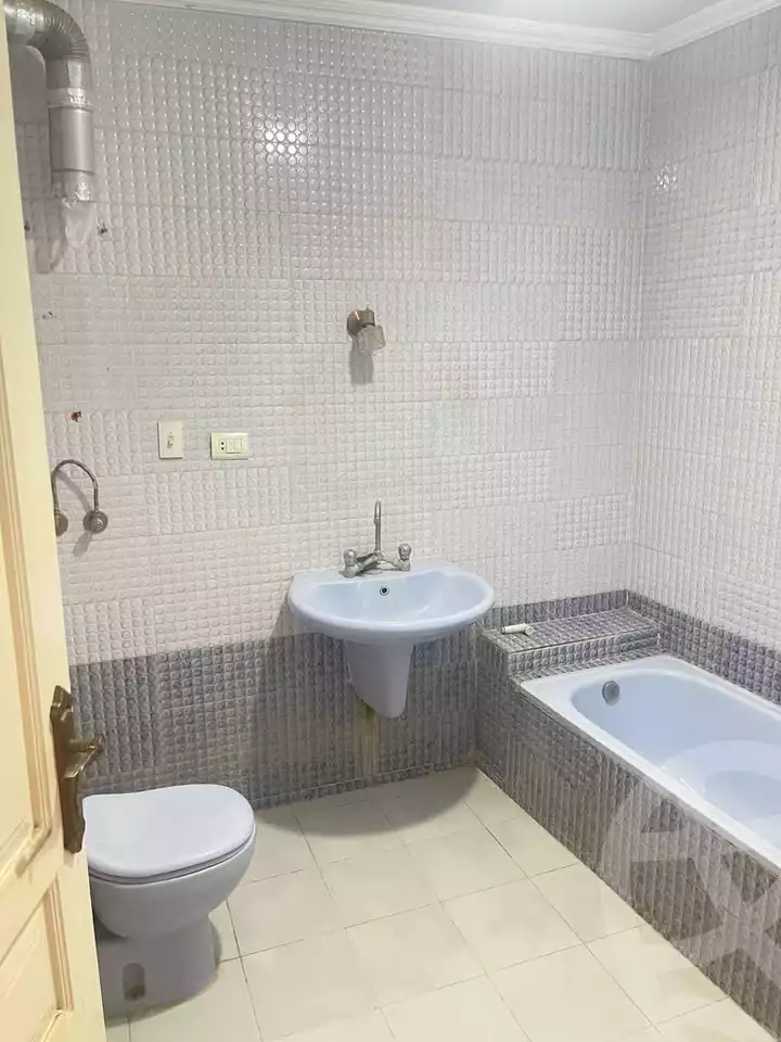 https://aqarmap.com.eg/en/listing/5954760-for-sale-cairo-faisal-shareaa-el-eshren