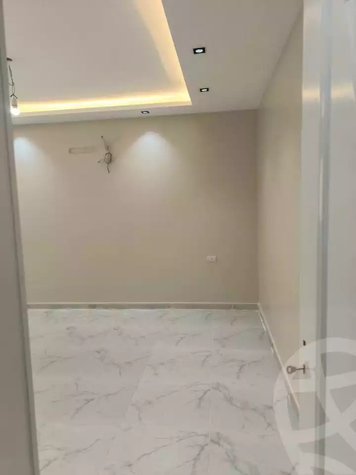 https://aqarmap.com.eg/ar/listing/5955037-for-rent-cairo-mokattam-lhdb-l-ly