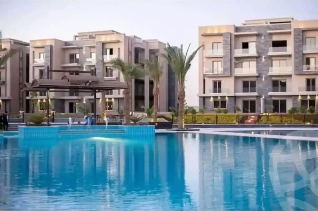 https://aqarmap.com.eg/en/listing/5956213-for-sale-cairo-new-cairo-compounds-moon-valley