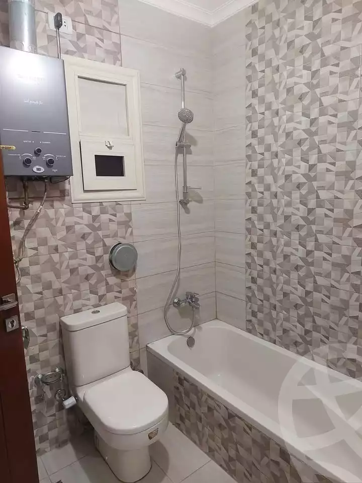 https://aqarmap.com.eg/ar/listing/5956754-for-rent-cairo-mokattam-el-hadabah-el-wosta-rd-lmbhth