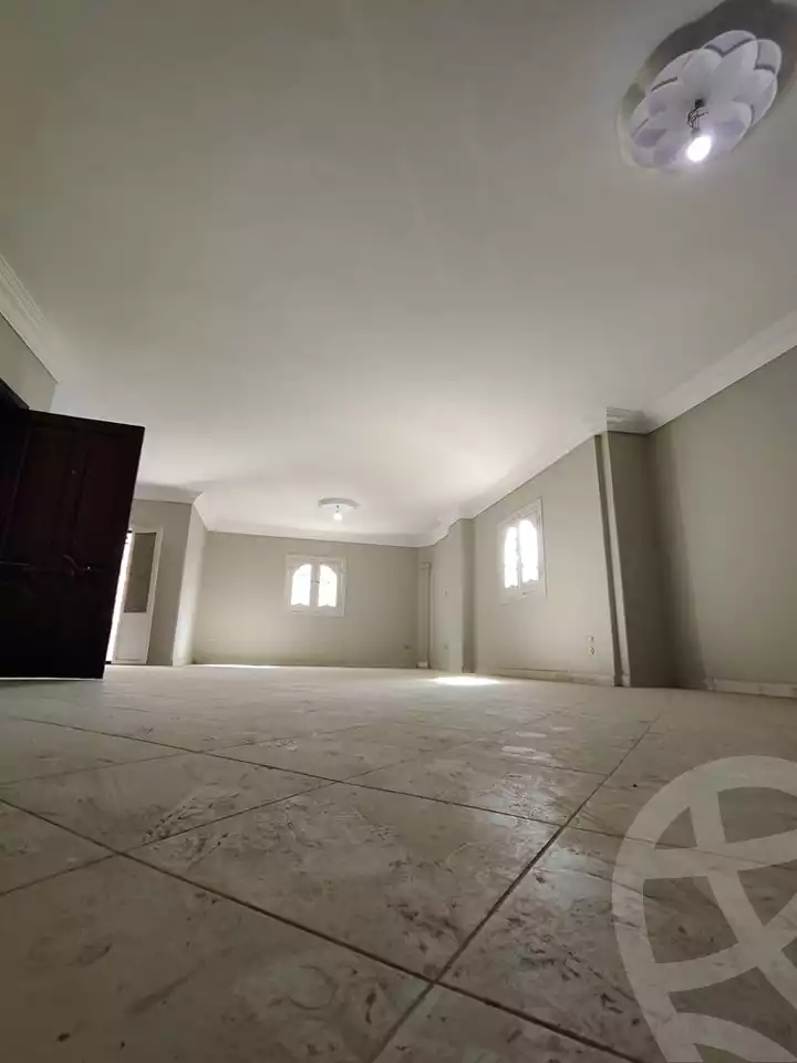 https://aqarmap.com.eg/ar/listing/5957410-for-sale-cairo-mokattam-lhdb-l-ly-shr-krym-bnwn