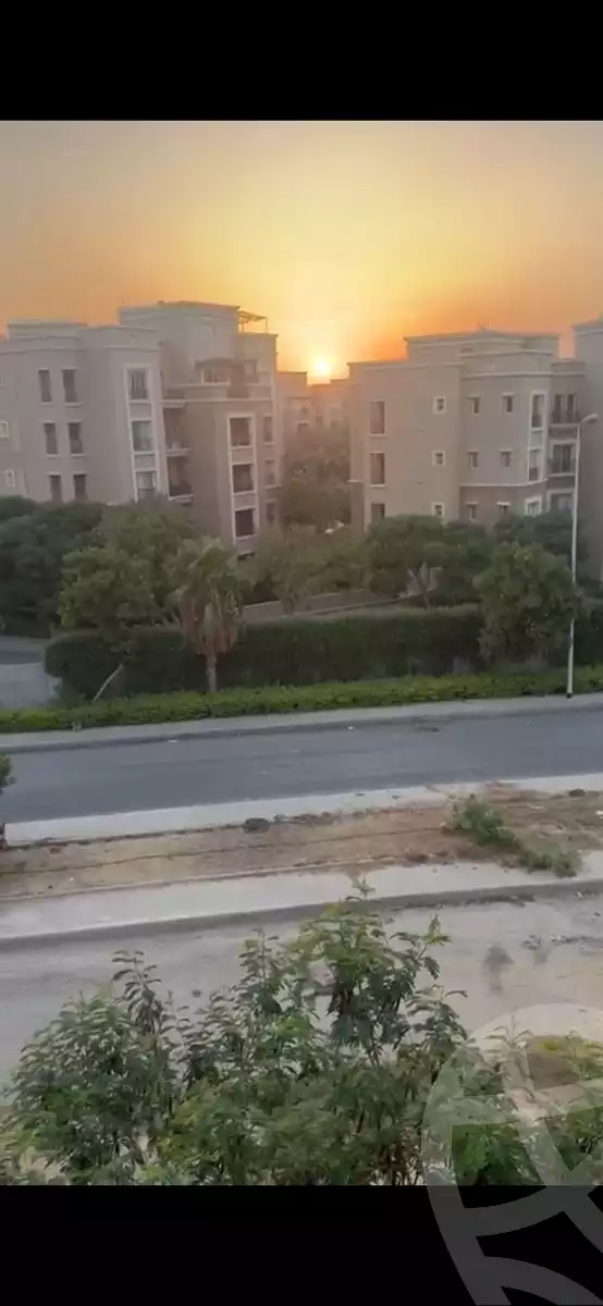 https://aqarmap.com.eg/ar/listing/5958659-for-sale-cairo-new-cairo-compounds-el-mostashareen-compound