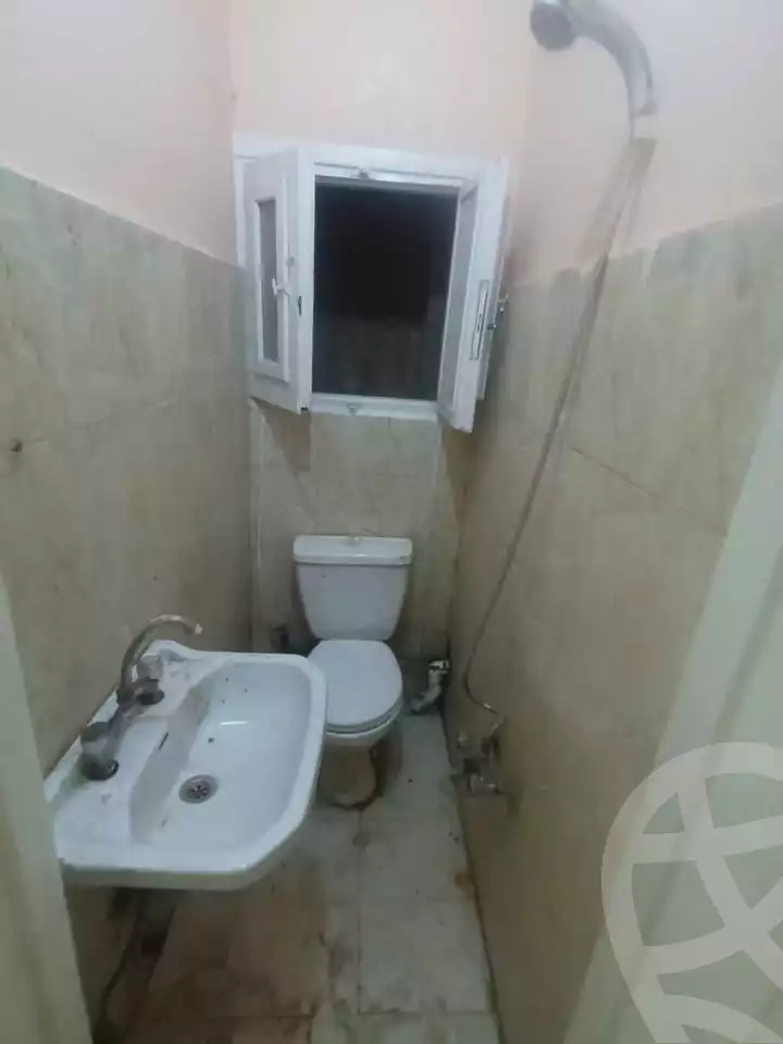 https://aqarmap.com.eg/en/listing/5958728-for-sale-qalyubia-shubra-el-khaima-shubra-el-khaima-city-teraat-el-shabouri-st