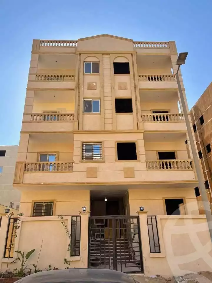 https://aqarmap.com.eg/en/listing/5959321-for-sale-cairo-badr-city-hai-el-ashgar-featured-neighborhood-el-imam-el-bokhary-st