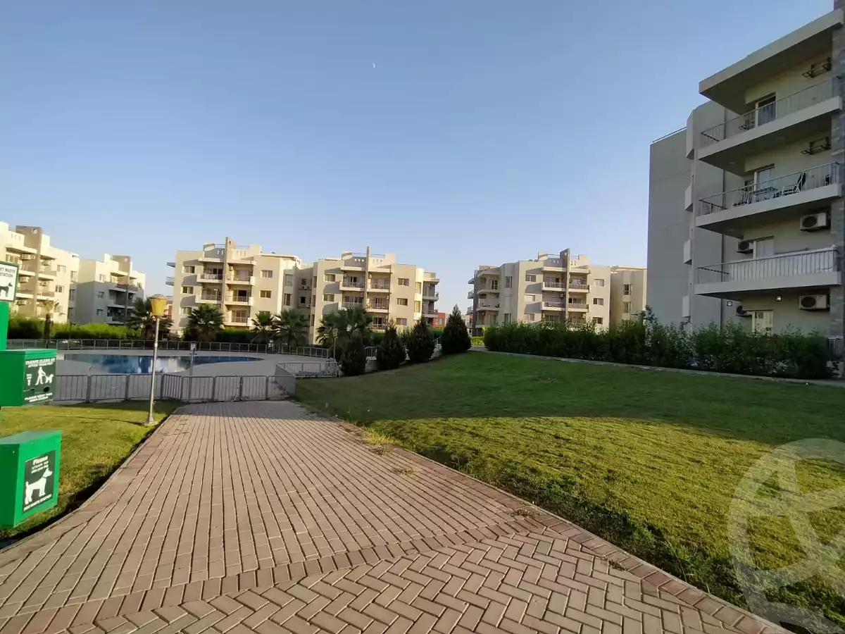https://aqarmap.com.eg/en/listing/5960181-for-sale-cairo-el-sheikh-zayed-city-compounds-dh-drys