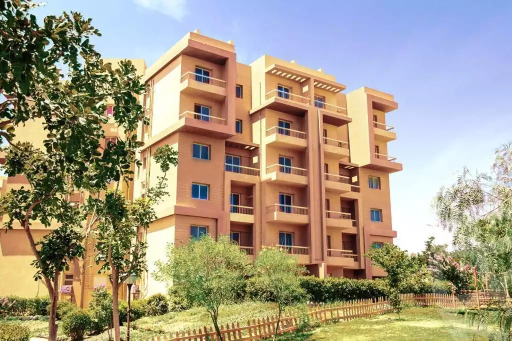 https://aqarmap.com.eg/en/listing/5960704-for-sale-cairo-6th-of-october-hadaeq-october-kmbwnd-fy-hdyq-ktwbr-shjr-ryzydns-y-jy-y-llttwyr
