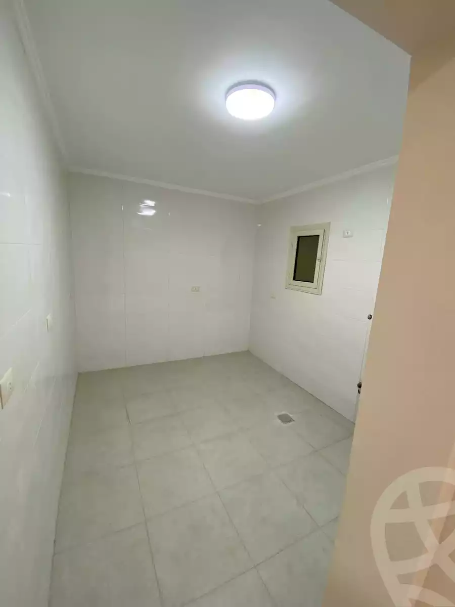 https://aqarmap.com.eg/en/listing/5961145-for-sale-cairo-helwan-helwan-el-sharkeya-mostafa-safwat-st