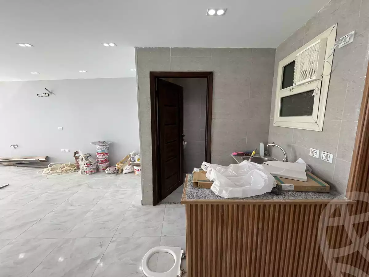 https://aqarmap.com.eg/en/listing/5961944-for-rent-cairo-el-maadi-compounds-rayhanah-plaza