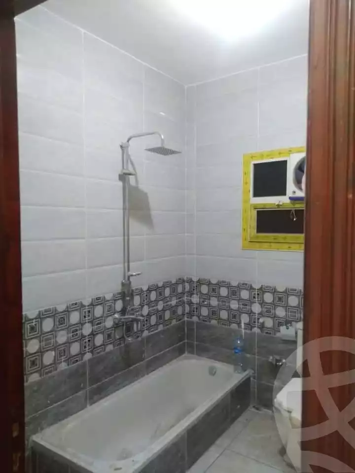https://aqarmap.com.eg/ar/listing/5963440-for-sale-cairo-helwan-mohamed-sayed-ahmed-st