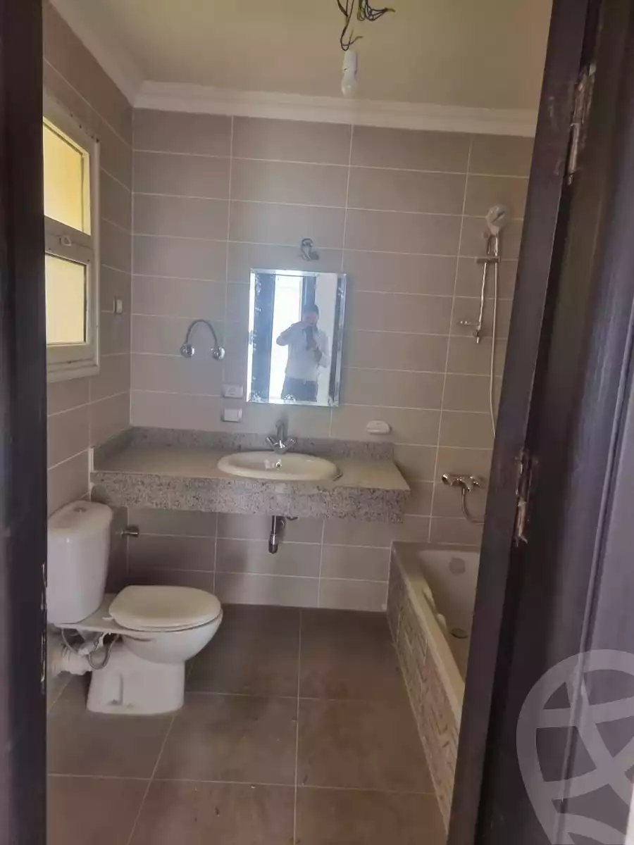 https://aqarmap.com.eg/en/listing/5962248-for-rent-cairo-new-cairo-compounds-jyd