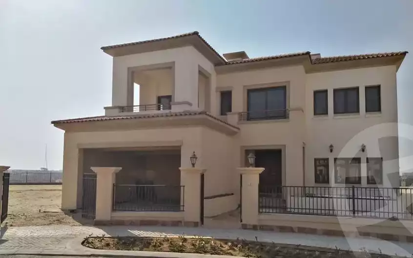 https://aqarmap.com.eg/en/listing/5964458-for-sale-cairo-mokattam-compounds-uptown-cairo