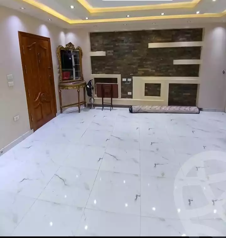 https://aqarmap.com.eg/ar/listing/5964579-for-sale-qalyubia-shubra-el-khaima-shubra-el-khaima-city-ahmed-oraby-st