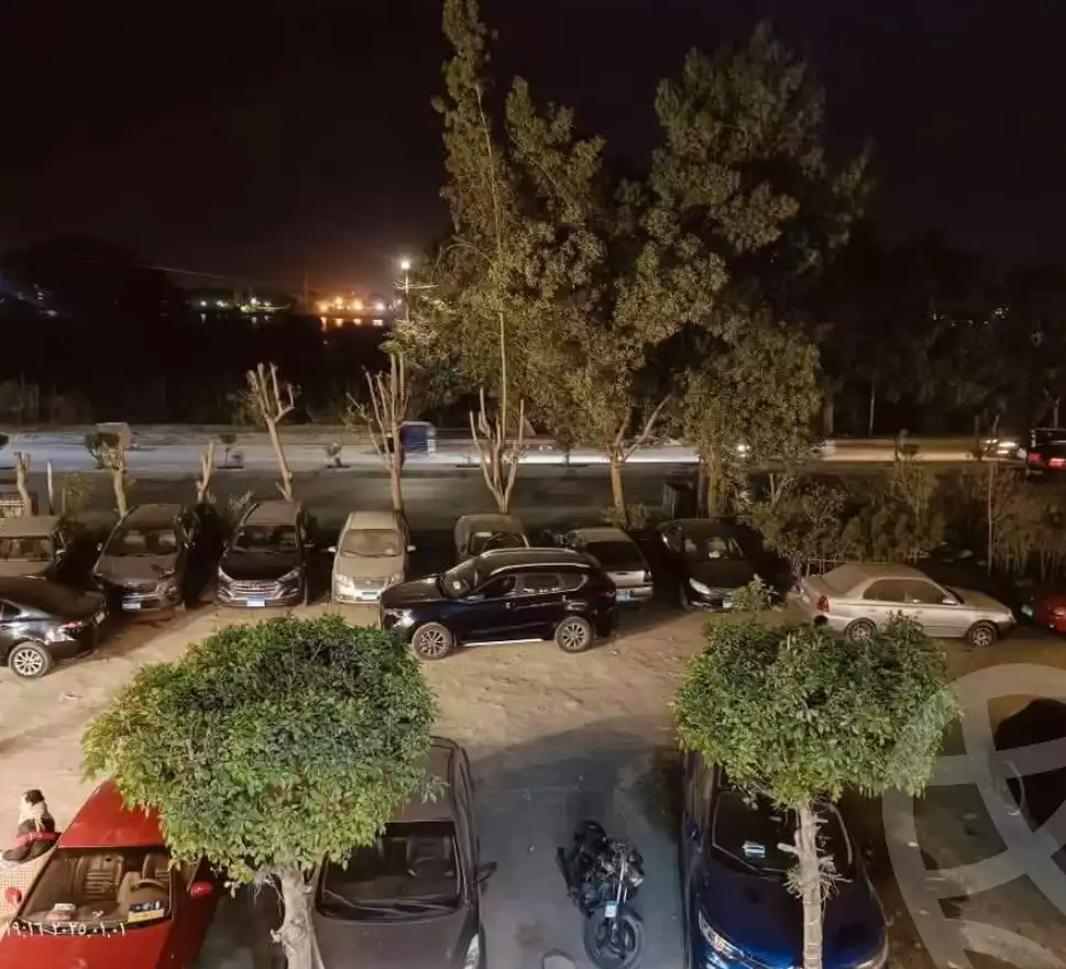 https://aqarmap.com.eg/ar/listing/5964993-for-sale-cairo-helwan-hadayek-helwan-nile-corniche-st