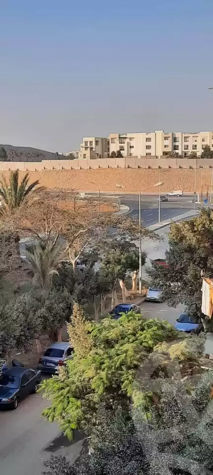 https://aqarmap.com.eg/ar/listing/5965221-for-sale-cairo-mokattam-lhdb-l-ly-diplomats-neighborhood