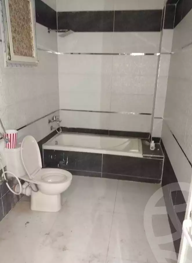 https://aqarmap.com.eg/en/listing/5965400-for-sale-qalyubia-shubra-el-khaima-el-shareaa-el-gadid-st