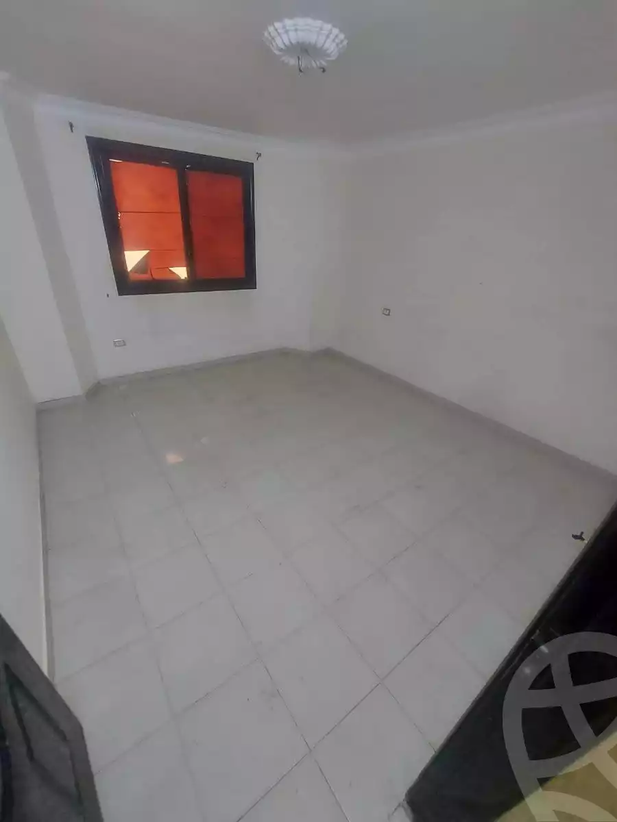 https://aqarmap.com.eg/en/listing/5965771-for-sale-cairo-helwan-helwan-el-sharkeya-mostafa-safwat-st