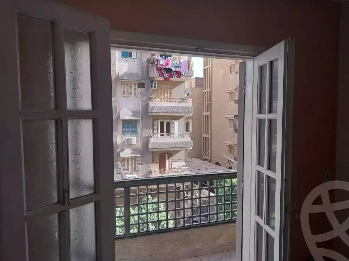 https://aqarmap.com.eg/en/listing/5885153-for-sale-cairo-helwan-rostom-st