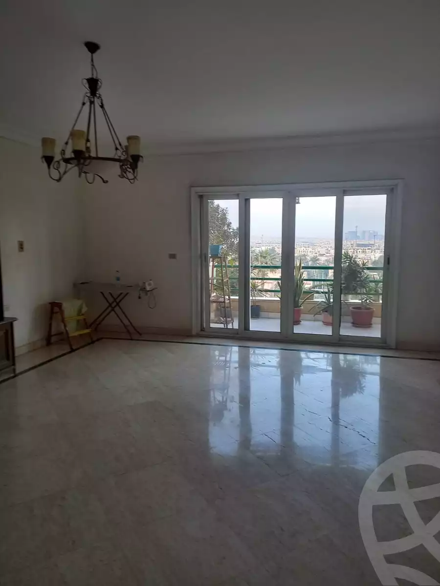 https://aqarmap.com.eg/en/listing/5966205-for-sale-cairo-el-sheikh-zayed-city-compounds-zayed-2000