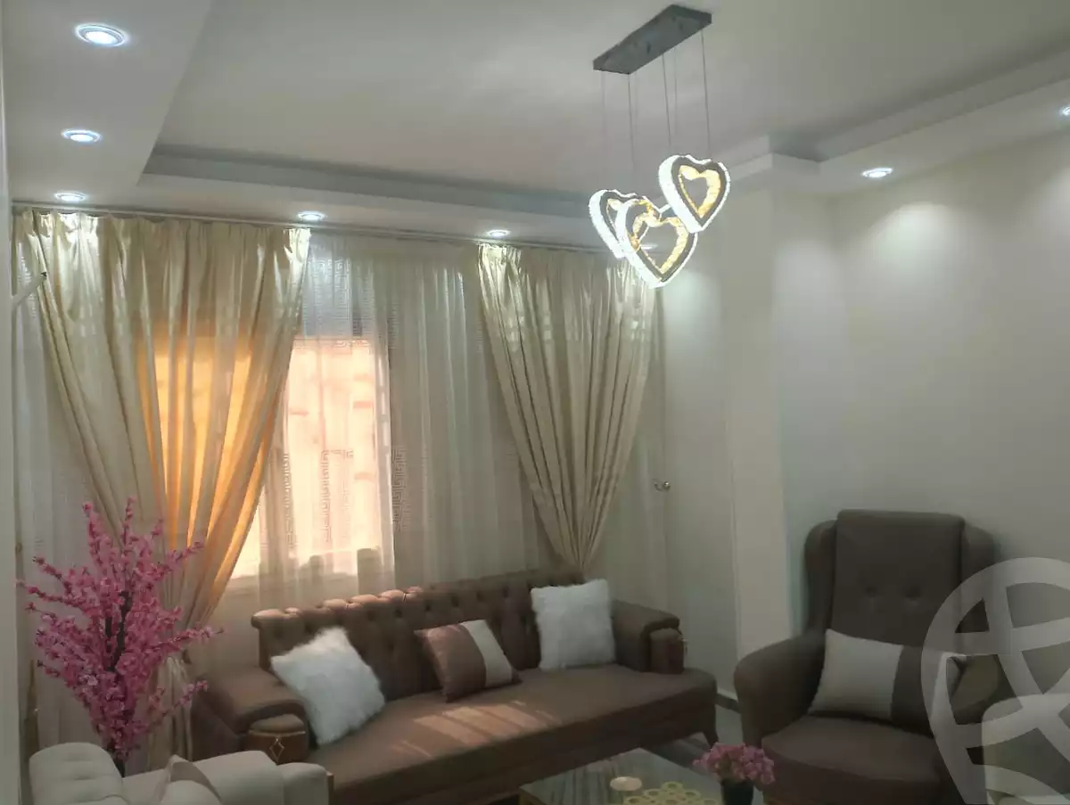 https://aqarmap.com.eg/ar/listing/5968504-for-sale-cairo-new-cairo-compounds-sakan