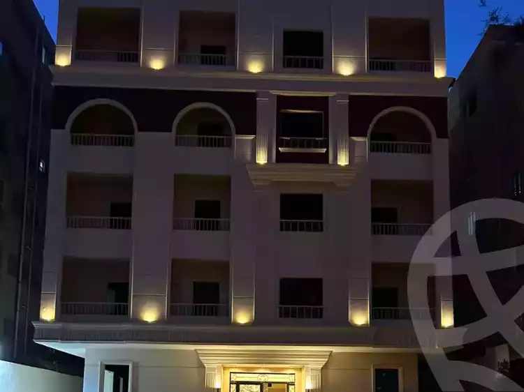 https://aqarmap.com.eg/en/listing/5970850-for-sale-cairo-mokattam-el-hadabah-el-wosta-7th-zone-abu-bakr-elsedeek-st