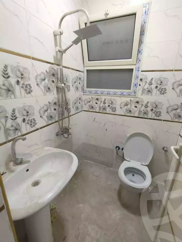https://aqarmap.com.eg/en/listing/5972663-for-sale-qalyubia-shubra-el-khaima-shubra-el-khaima-city-teraat-el-shabouri-st