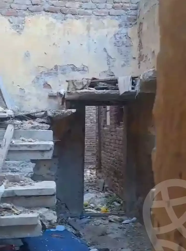 https://aqarmap.com.eg/en/listing/5972700-for-sale-alexandria-sydy-bshr-sydy-bshr-qbly-street-30
