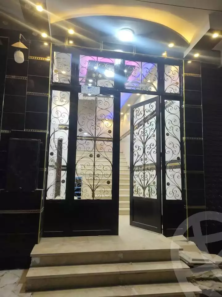 https://aqarmap.com.eg/ar/listing/5973686-for-sale-qalyubia-shubra-el-khaima-shubra-el-khaima-city-teraat-el-shabouri-st