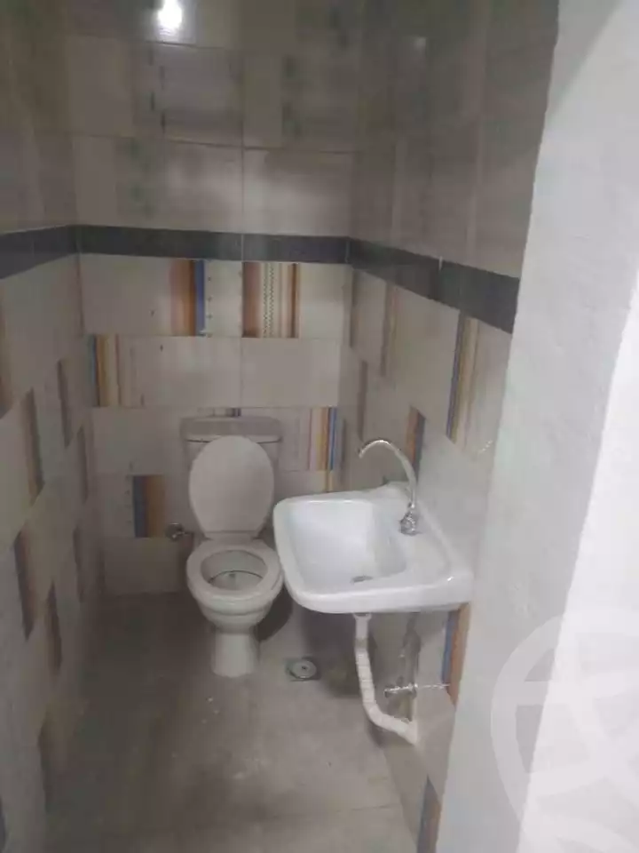 https://aqarmap.com.eg/ar/listing/5973833-for-rent-cairo-mokattam-lhdb-l-ly-shareaa-9