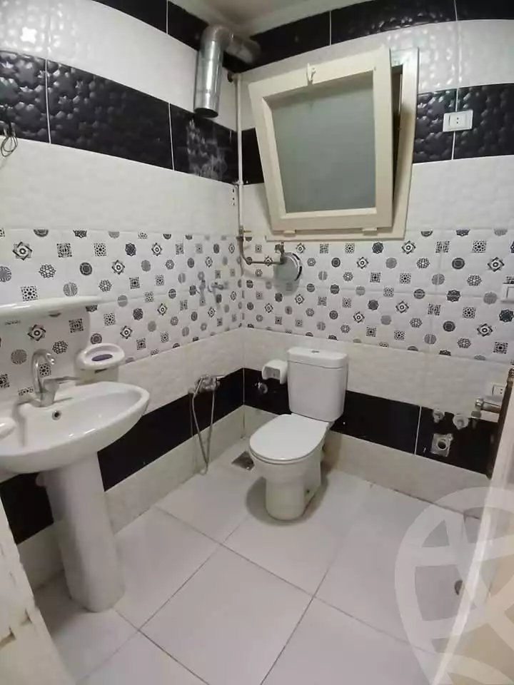 https://aqarmap.com.eg/ar/listing/5973860-for-rent-cairo-helwan-hadayek-helwan-el-shareef