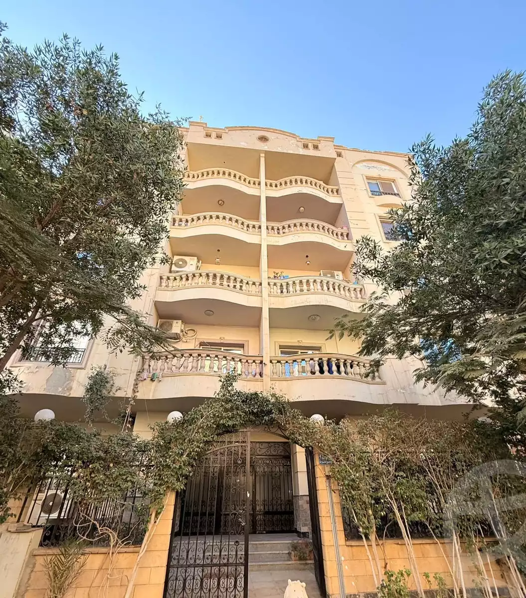 https://aqarmap.com.eg/en/listing/5974752-for-sale-cairo-new-cairo-el-banafsg-el-banafsag-omarat-al-gabri-st